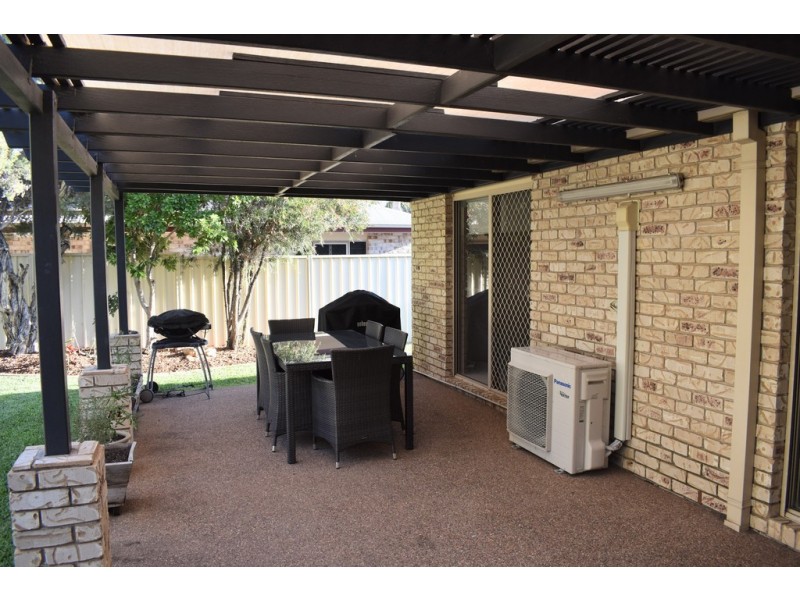 4 Ibell Court, Emerald QLD 4720