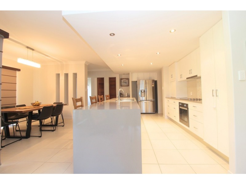 8 Morgan Place, Emerald QLD 4720