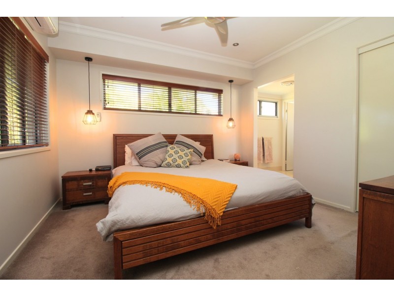 8 Morgan Place, Emerald QLD 4720