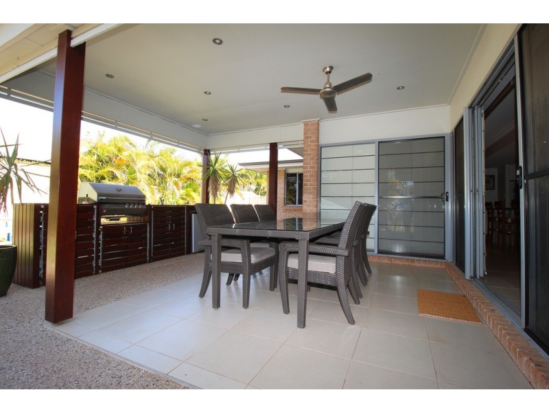 8 Morgan Place, Emerald QLD 4720