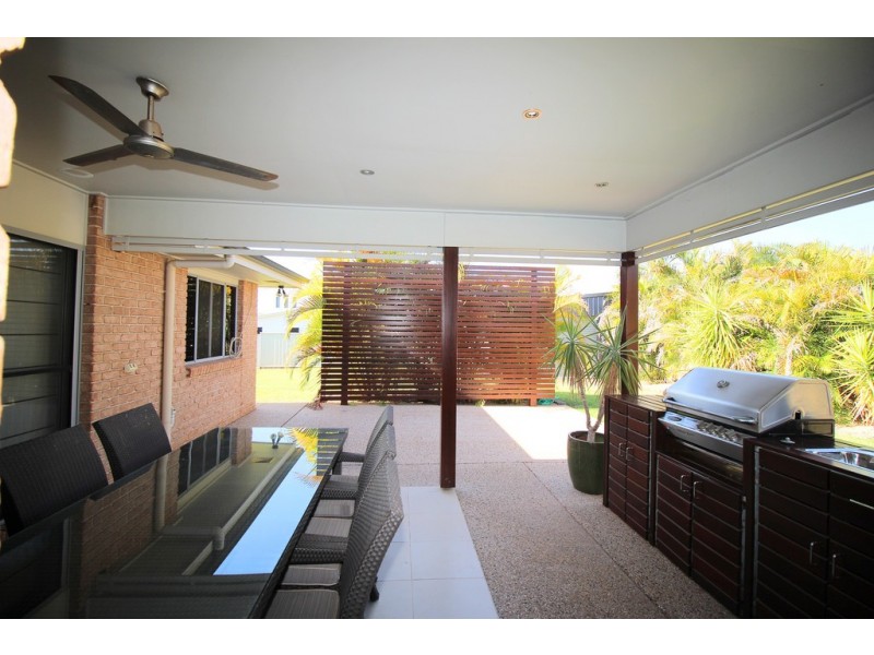 8 Morgan Place, Emerald QLD 4720