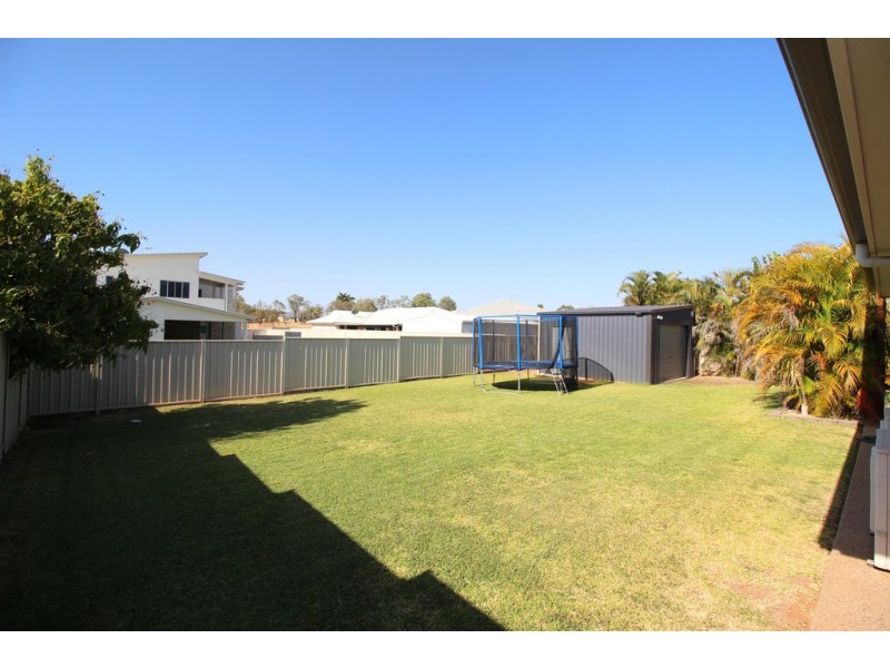 8 Morgan Place, Emerald QLD 4720