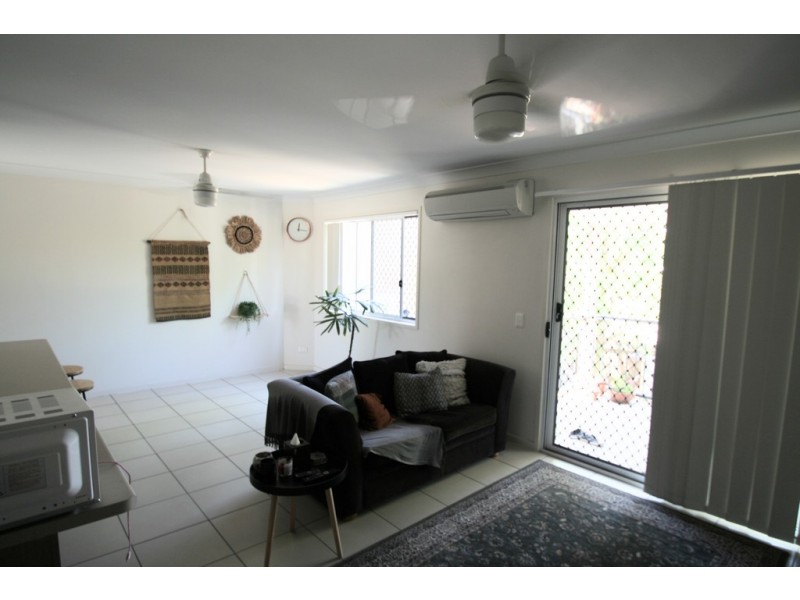 2/6 Sullivan Street, Emerald QLD 4720