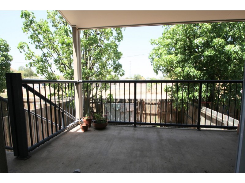 2/6 Sullivan Street, Emerald QLD 4720