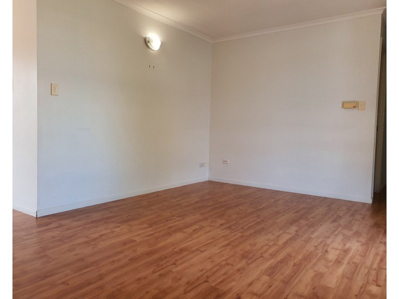 2/1 Buchholz Place, Emerald QLD 4720