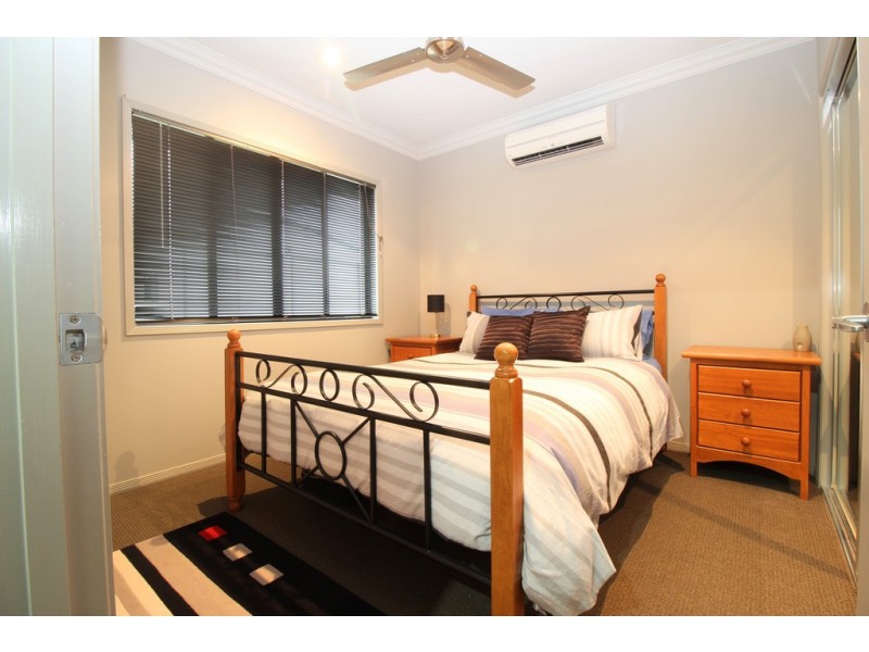 9 Desgrand Street, Emerald QLD 4720