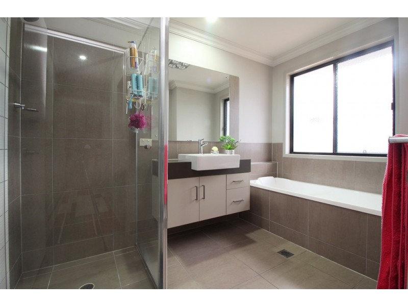 9 Desgrand Street, Emerald QLD 4720