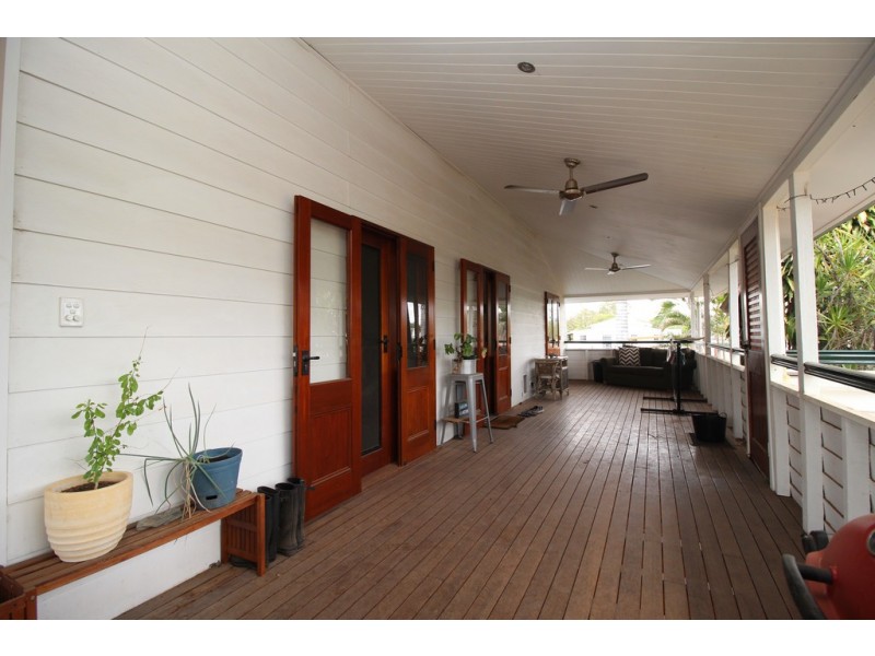 25 Theresa Street, Emerald QLD 4720