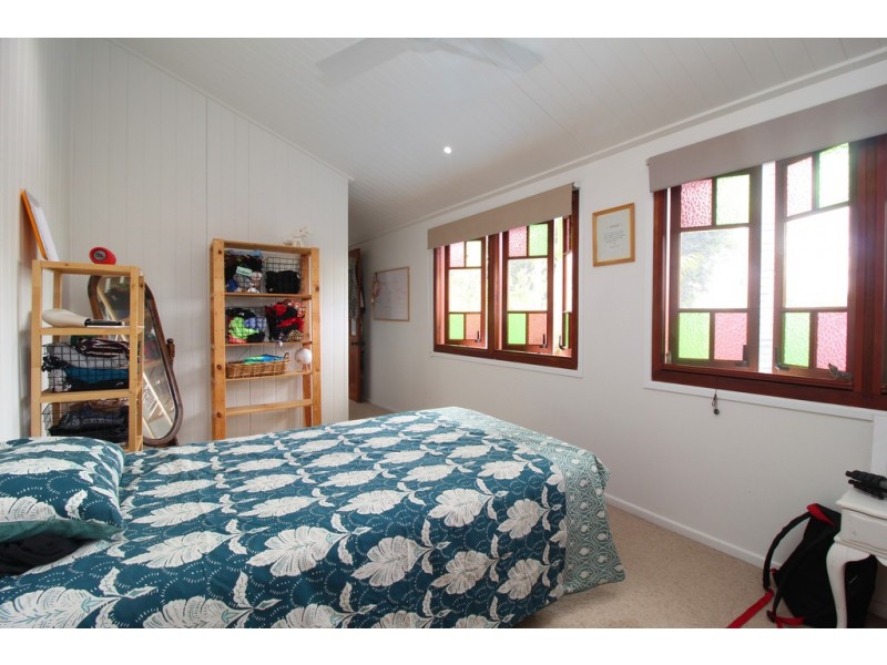 25 Theresa Street, Emerald QLD 4720