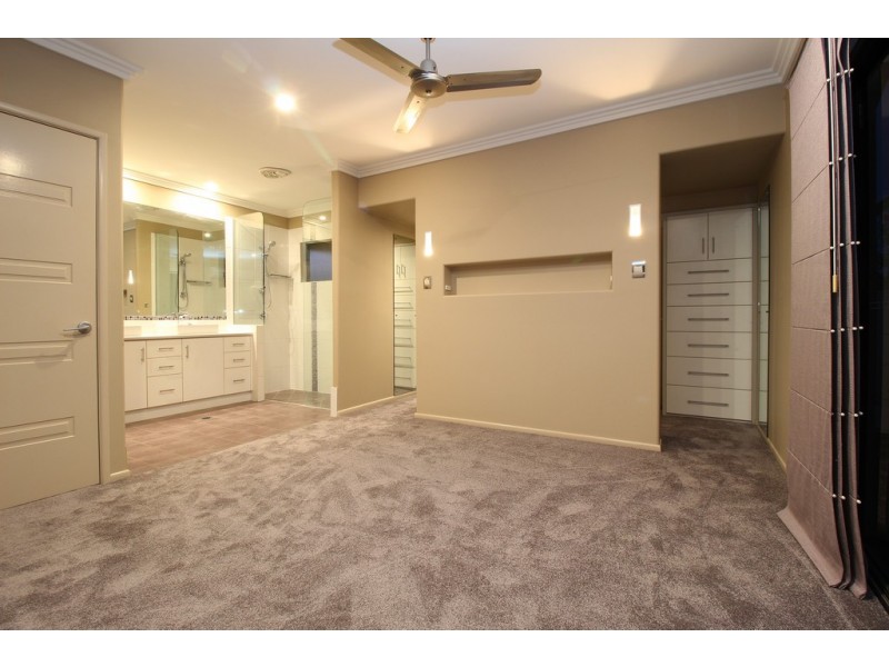 21 Callaghan Street, Emerald QLD 4720
