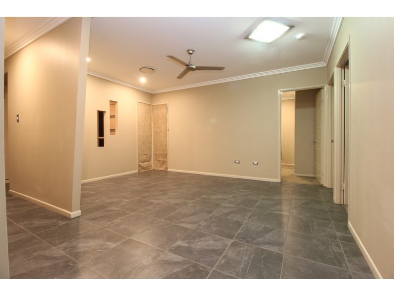 21 Callaghan Street, Emerald QLD 4720
