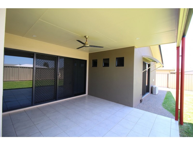 21 Callaghan Street, Emerald QLD 4720