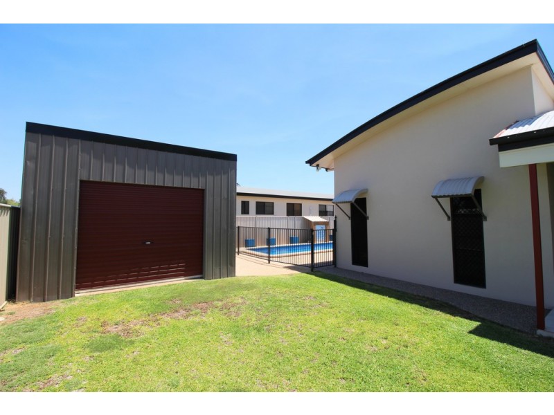 21 Callaghan Street, Emerald QLD 4720