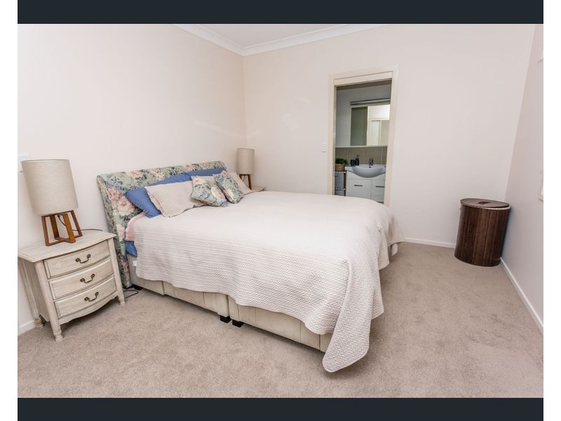 20 Mayfair Drive, Emerald QLD 4720