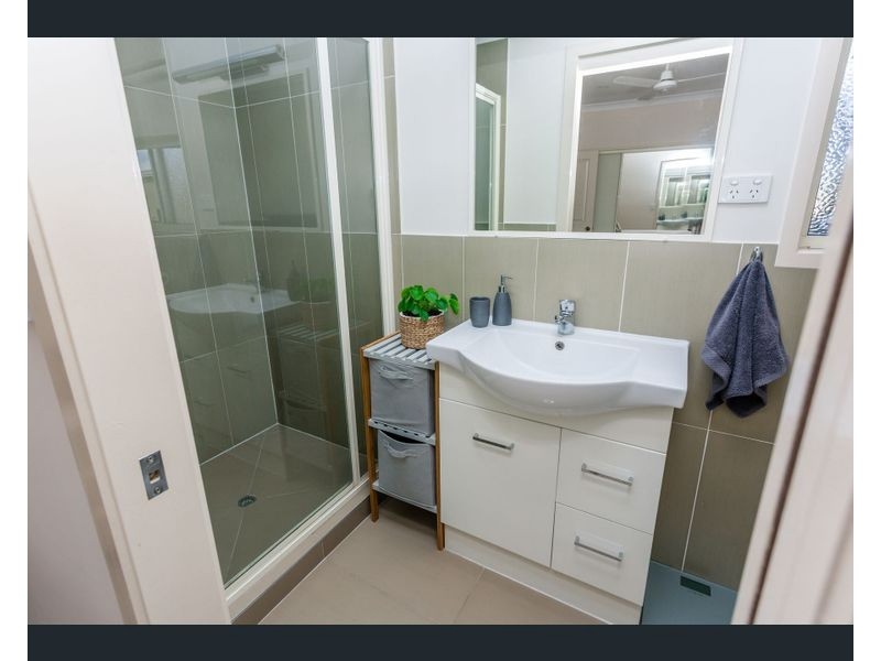 20 Mayfair Drive, Emerald QLD 4720