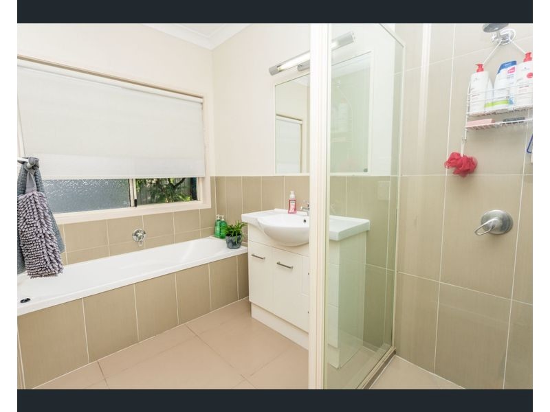 20 Mayfair Drive, Emerald QLD 4720