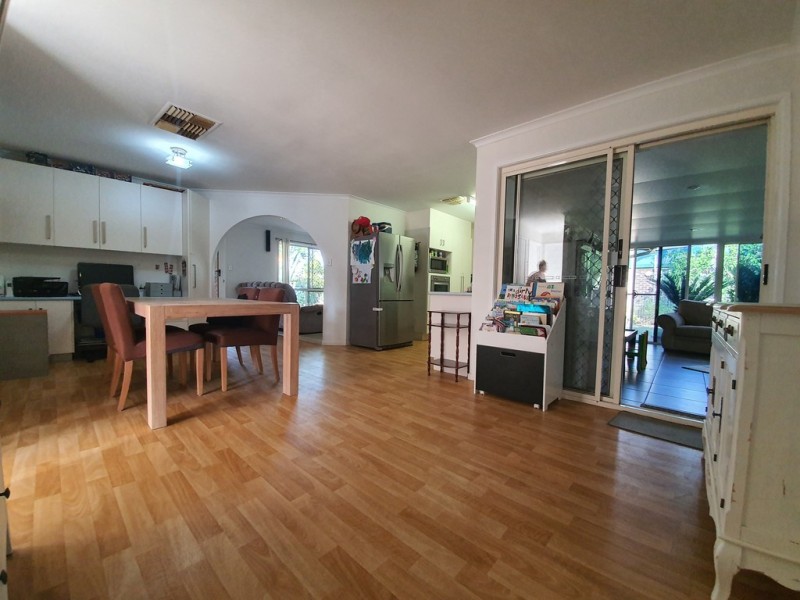 74 Park Avenue, Emerald QLD 4720