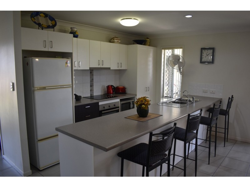 7 Hillcrest Street, Emerald QLD 4720