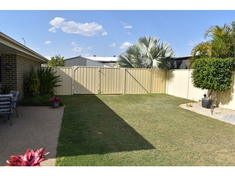 7 Hillcrest Street, Emerald QLD 4720
