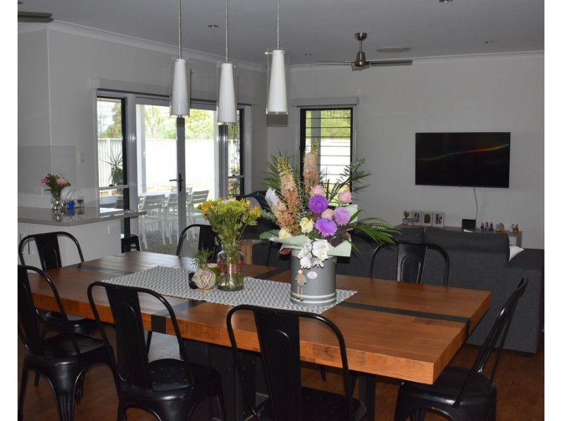 17 Longford, Emerald QLD 4720