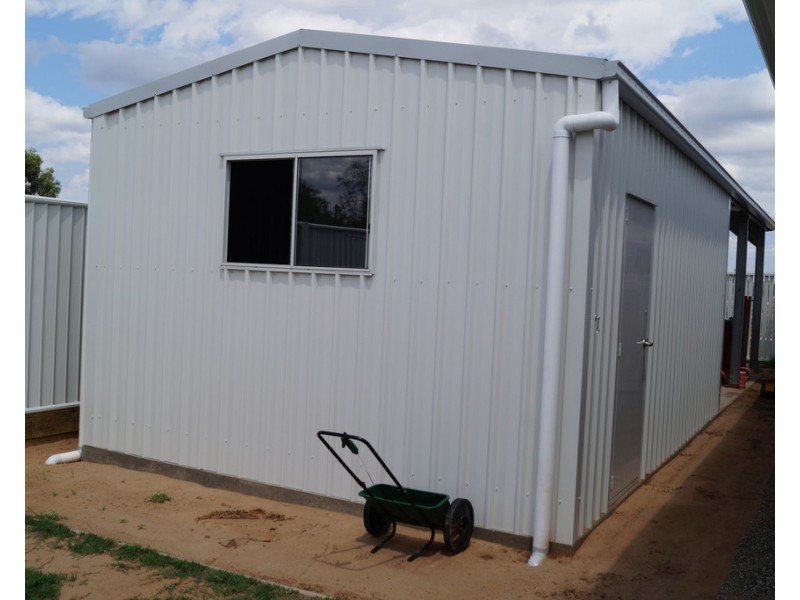 17 Longford, Emerald QLD 4720