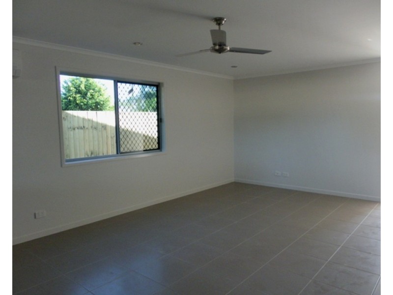 7 Willow Rise 15 Roberts St, Emerald QLD 4720