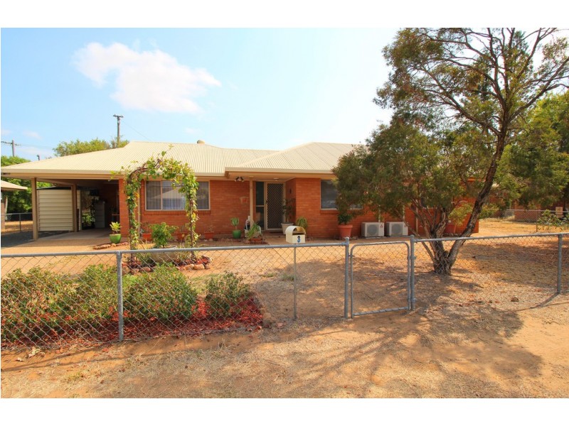 3 Frank Bell Street, Emerald QLD 4720