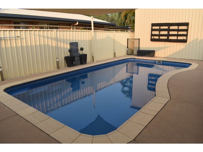3 Kaitlyn Place, Emerald QLD 4720