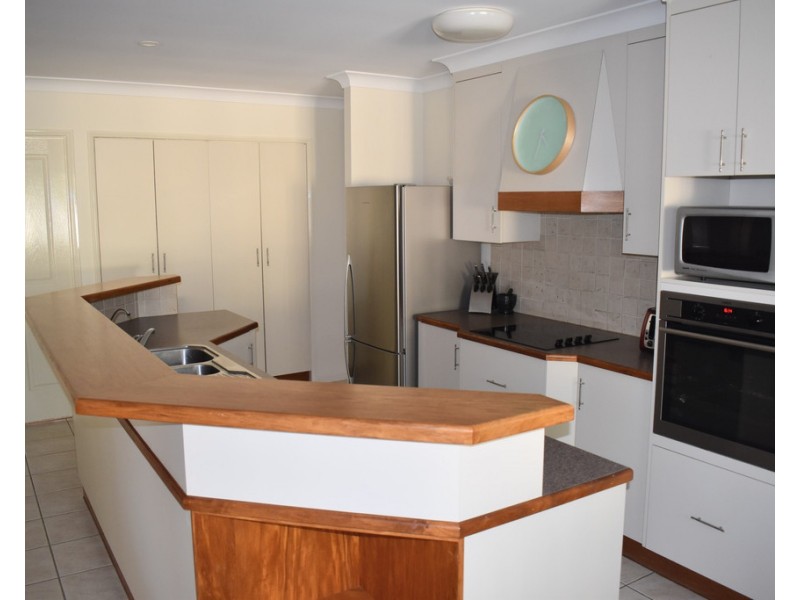 4 Ibell Court, Emerald QLD 4720