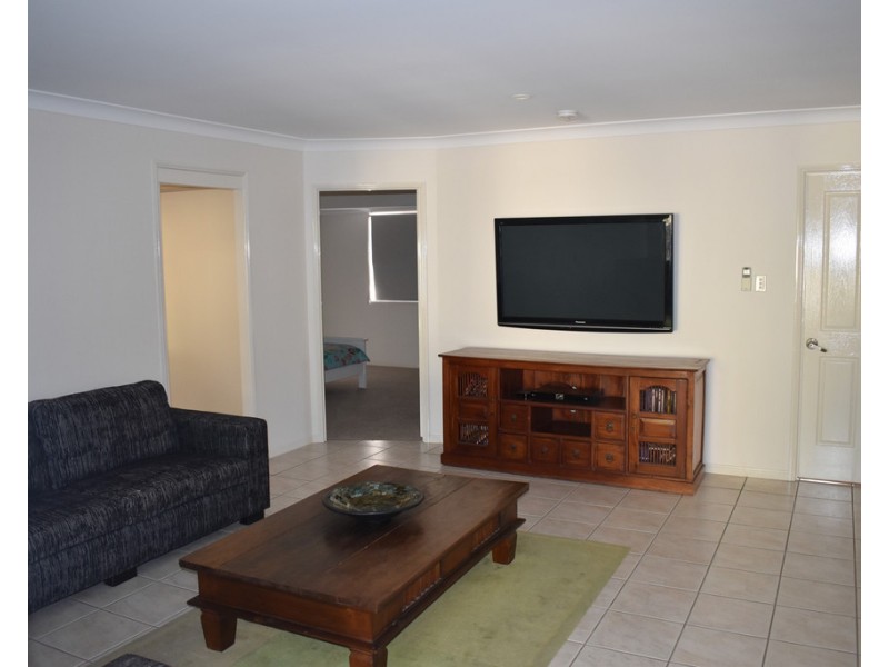 4 Ibell Court, Emerald QLD 4720