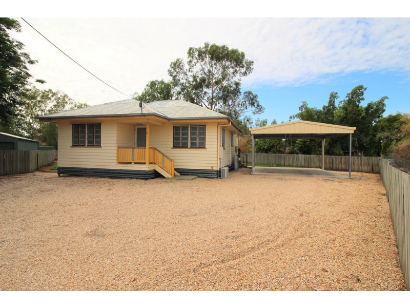 6 Edwards Place, Emerald QLD 4720
