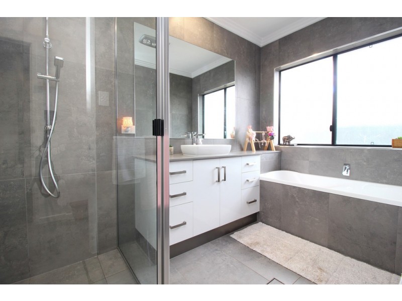 13 Sandown, Emerald QLD 4720