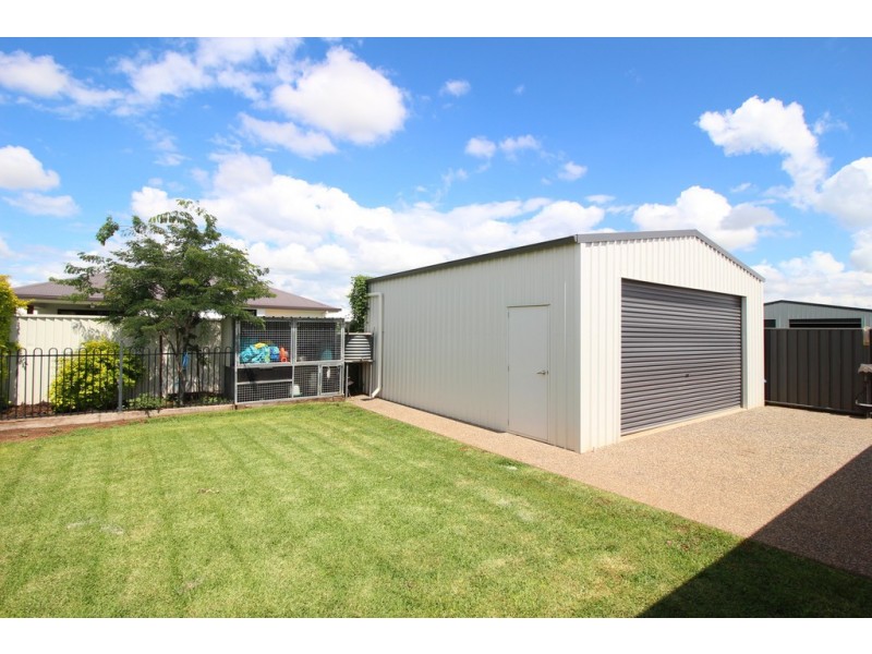 13 Sandown, Emerald QLD 4720