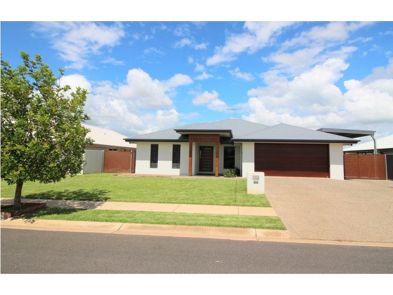 13 Sandown, Emerald QLD 4720