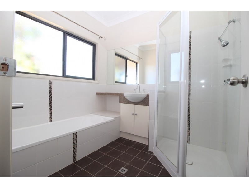 77 Patanga Place, Emerald QLD 4720