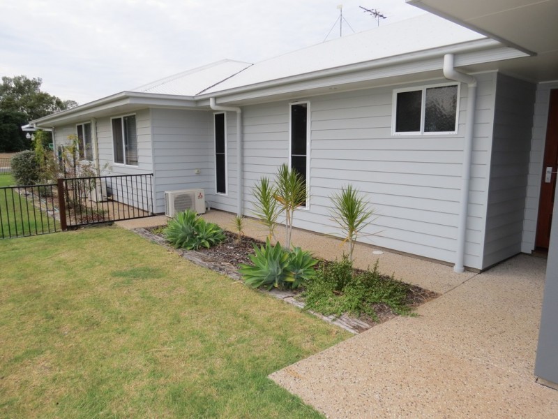 1/10 Milliken Street, Emerald QLD 4720