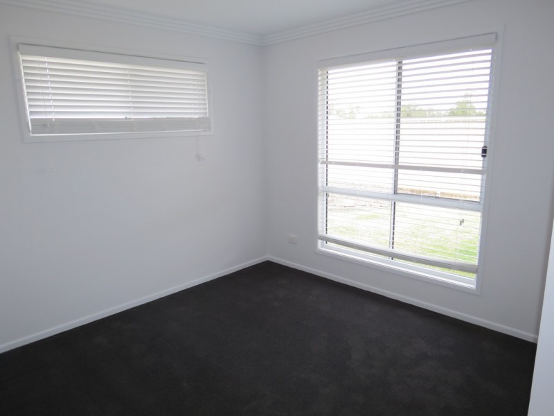 1/10 Milliken Street, Emerald QLD 4720