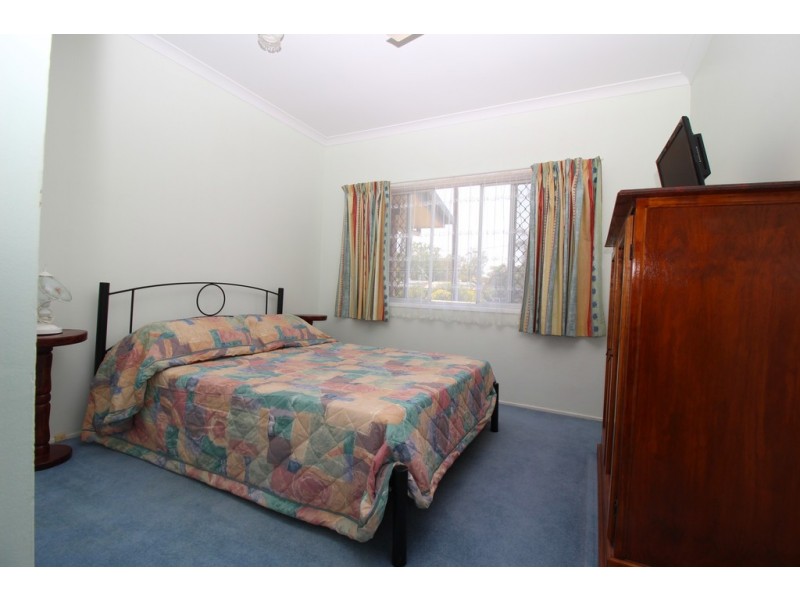 10 Pryor Place, Emerald QLD 4720