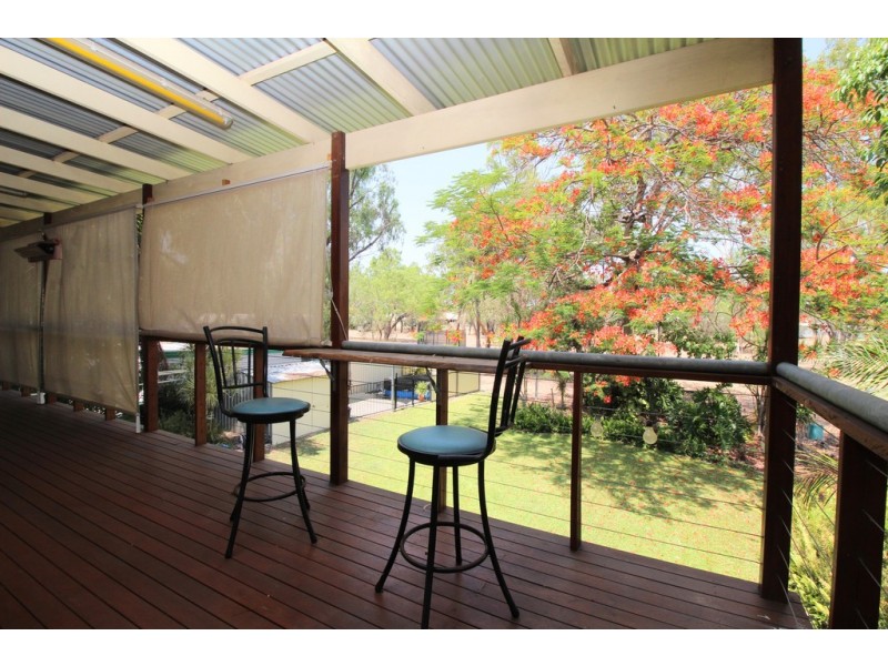 10 Pryor Place, Emerald QLD 4720