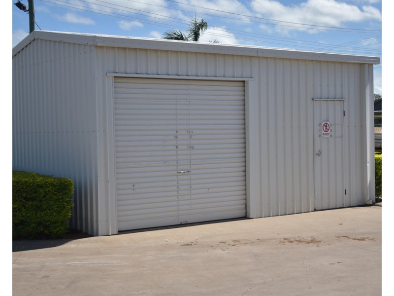 1-5 Daniels Street, Emerald QLD 4720