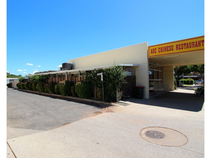 19 Anakie Street, Emerald QLD 4720