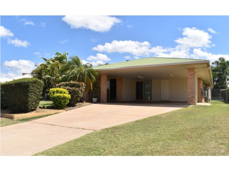 40 Cowan Crescent, Emerald QLD 4720