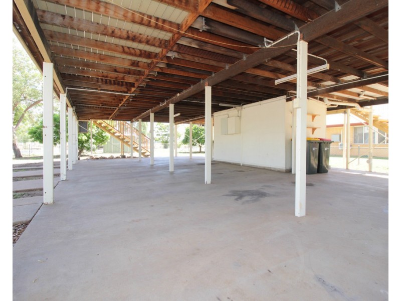 42b Moody Street, Emerald QLD 4720