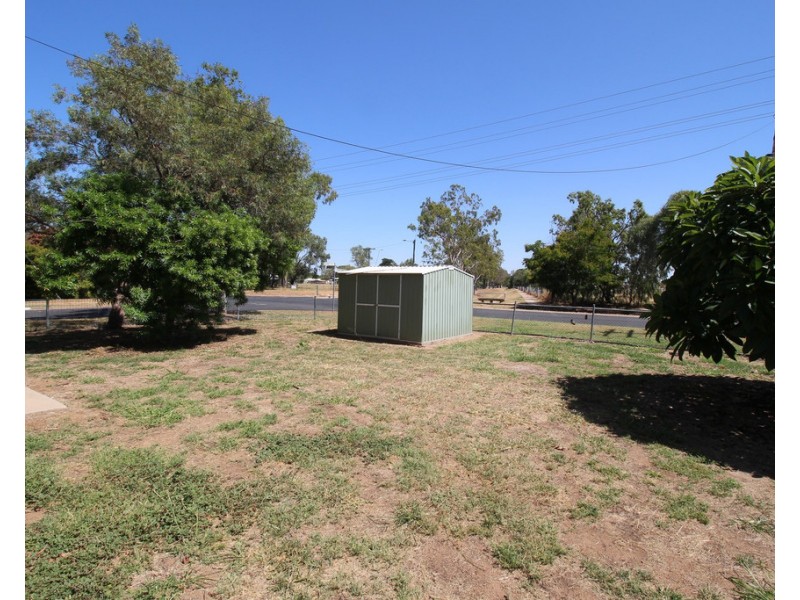 42b Moody Street, Emerald QLD 4720