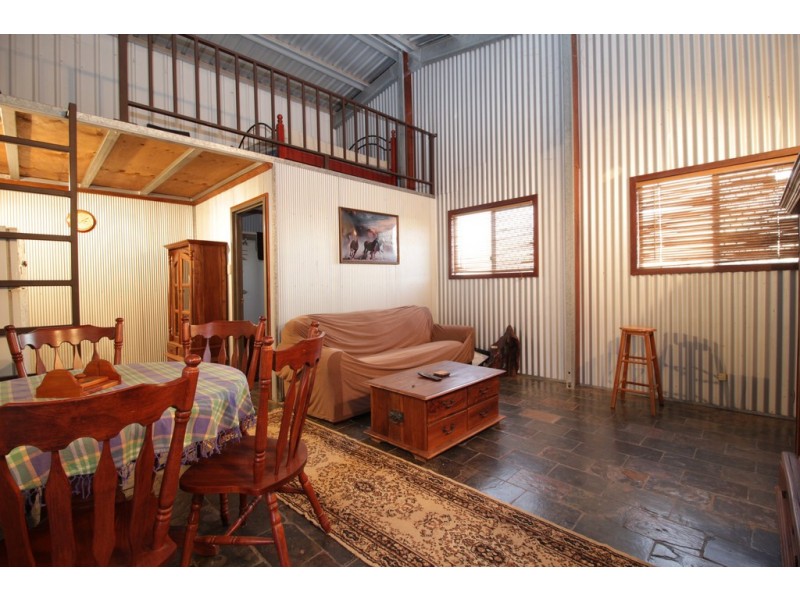 8 Edgewood Drive, Emerald QLD 4720