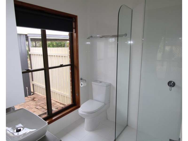 52 Long Street, Emerald QLD 4720