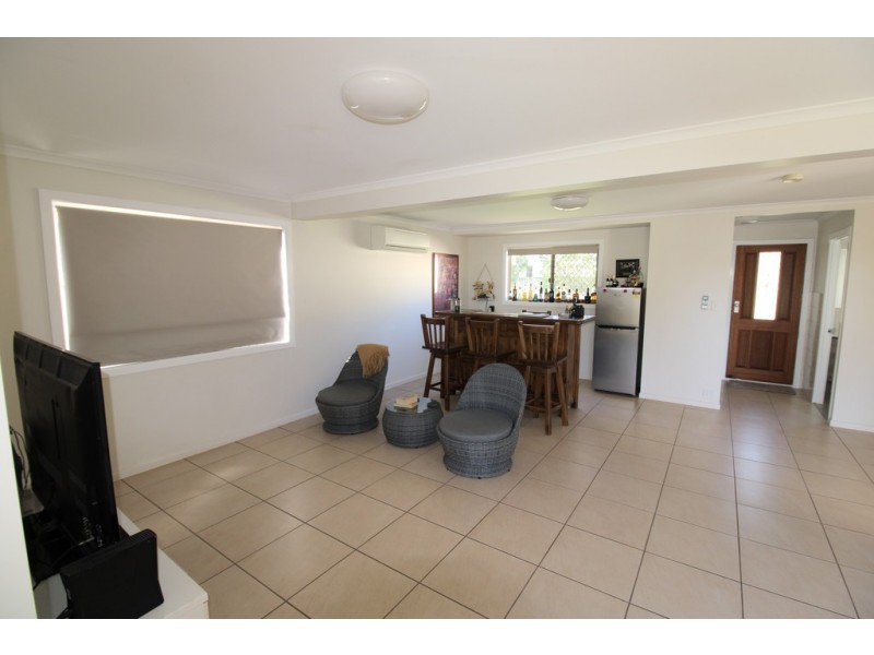 8 Egan, Emerald QLD 4720