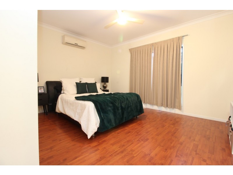 19 Charlton Street, Emerald QLD 4720