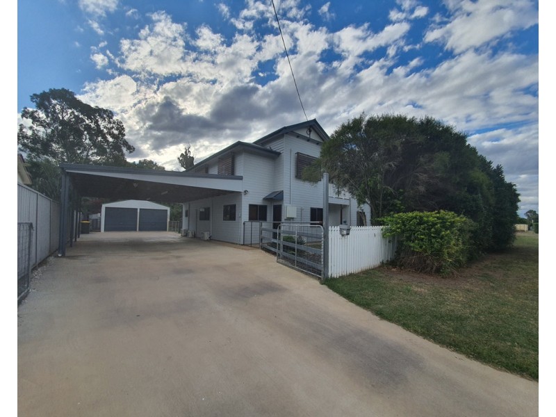 55 Anakie Street, Emerald QLD 4720