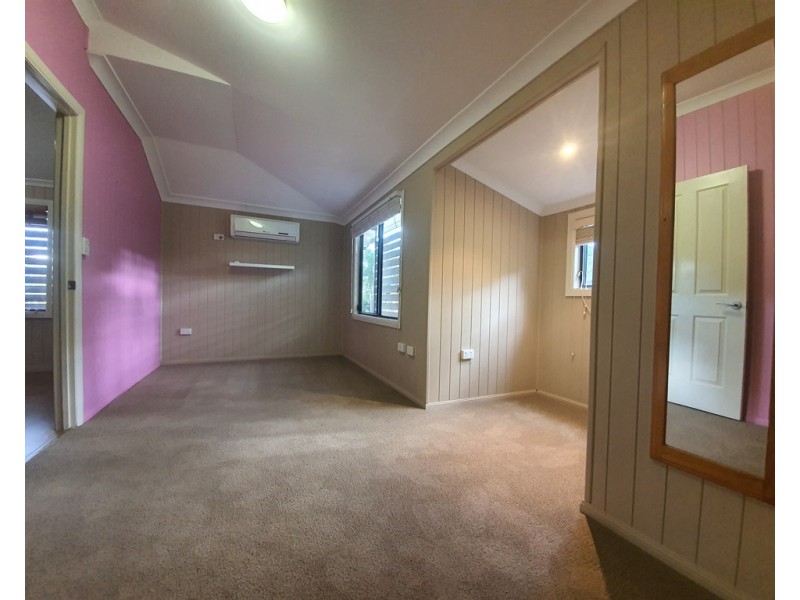 55 Anakie Street, Emerald QLD 4720